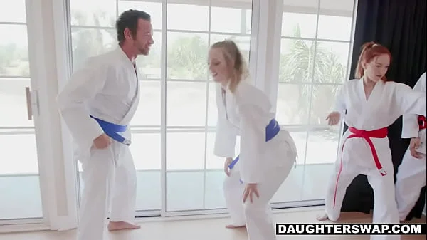 porno latina-masturbarsi-twerk-culo grosso-tette grandi-milf